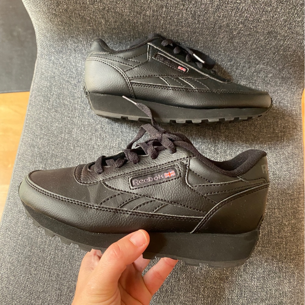 REEBOK Classic Sneakers